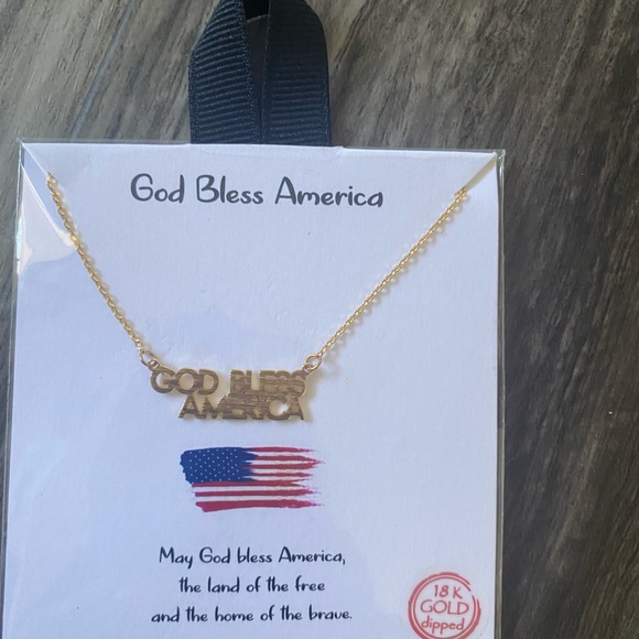 New with Tags- God Bless America 18K Gold Plated Necklace - Picture 5 of 7